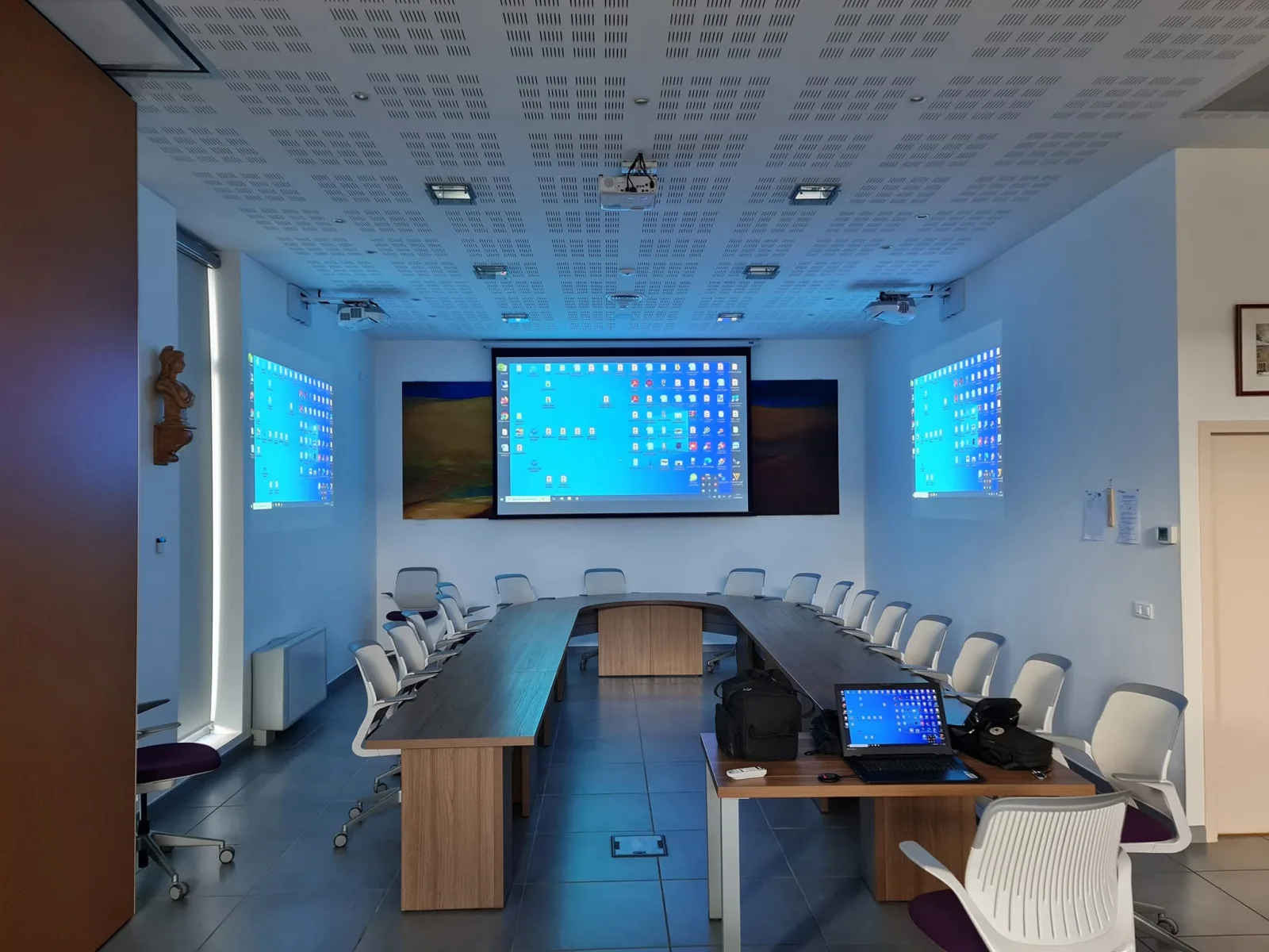 Salle du conseil municipal d'Artas