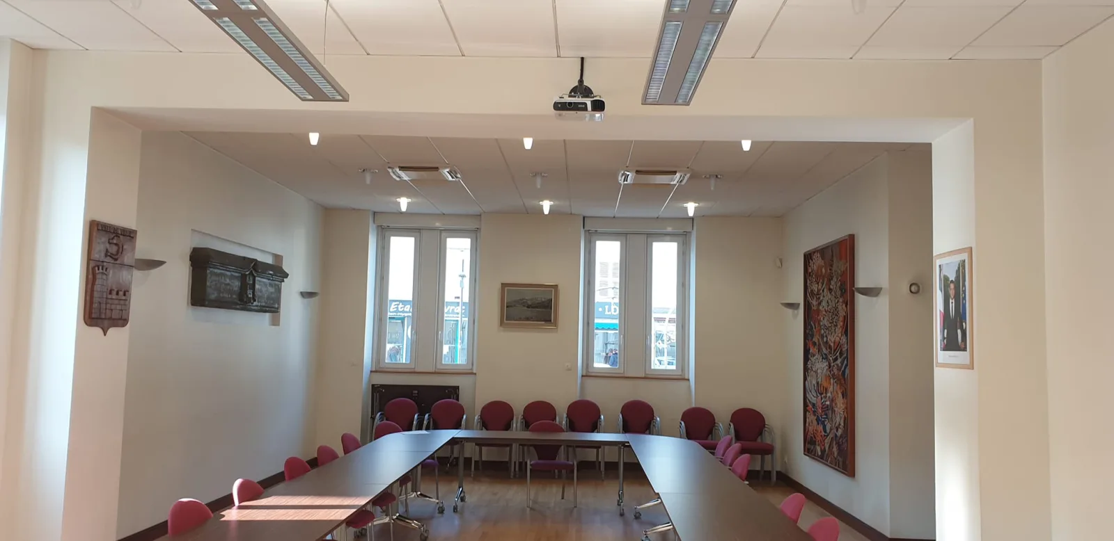 Salle du conseil municipal de Vinay